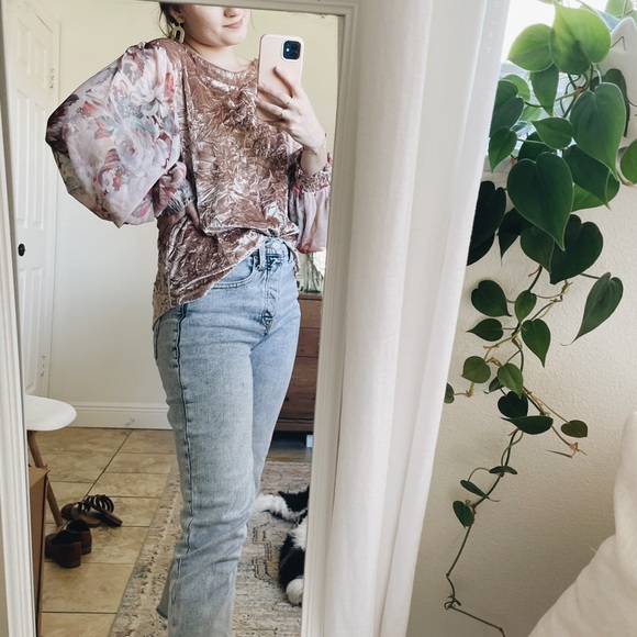 Anthropologie | meadow rue crushed velvet pink floral sleeves blouse 🌸 - Picture 2 of 9
